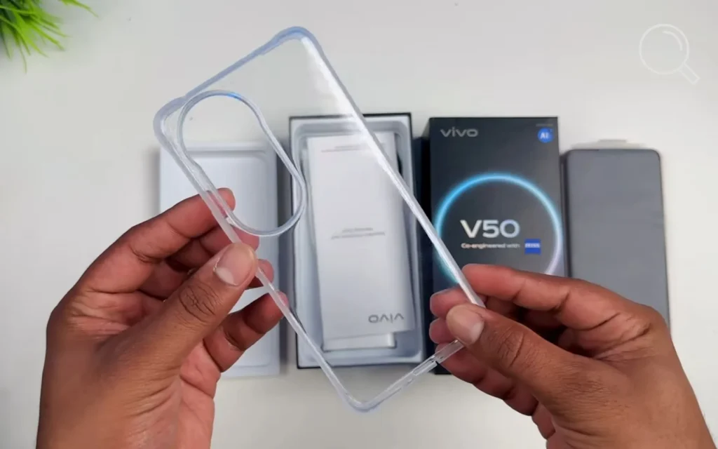 محتويات صندوق موبايل vivo V50